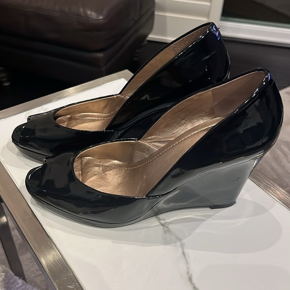 BCBG Generation PL Rafaela Black Patent Wedge Size 8B/38 - Picture 4 of 11